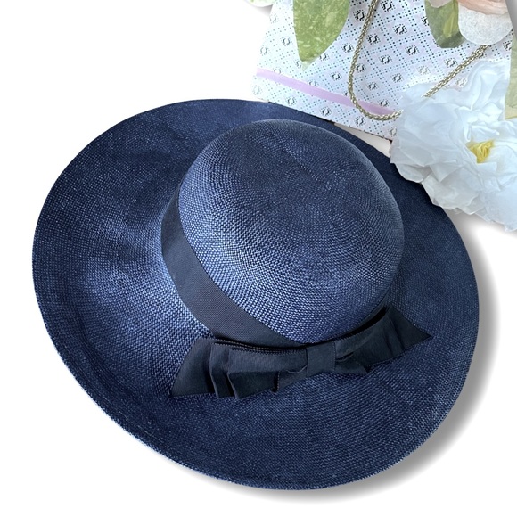 Vintage Brimmed Hat Finely Woven in Navy Blue with a Black Grosgrain Ribbon Bow - Picture 2 of 5